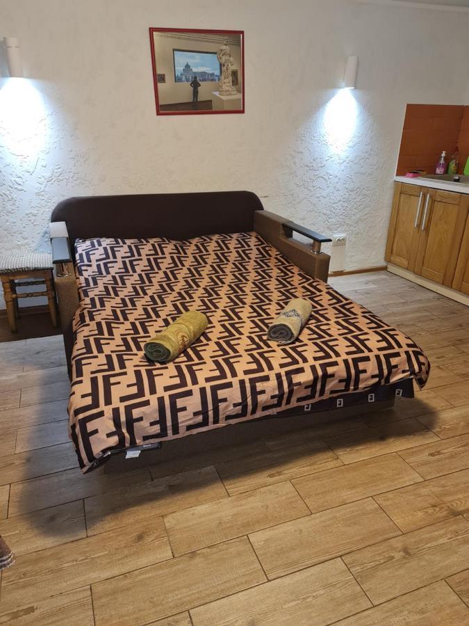 Студіо На Кoновальця Appartement Lviv Buitenkant foto