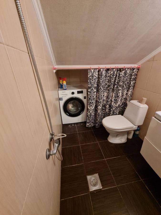 Студіо На Кoновальця Appartement Lviv Buitenkant foto