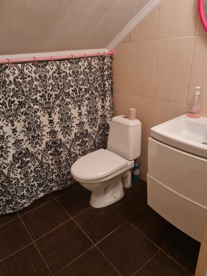 Студіо На Кoновальця Appartement Lviv Buitenkant foto